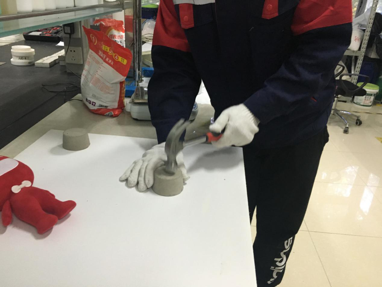 防漏技术哪家强？雨虹超强堵漏宝大探秘