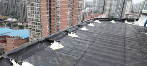 民用建筑后接彩钢屋顶防水维修案例